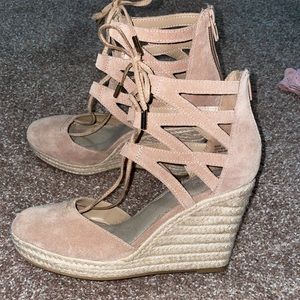 nude wedges